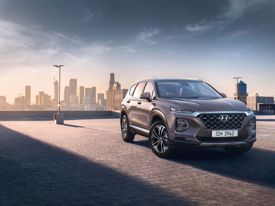  Hyundai Santa Fe 2018 года  (KR) (фото 25 из 56)